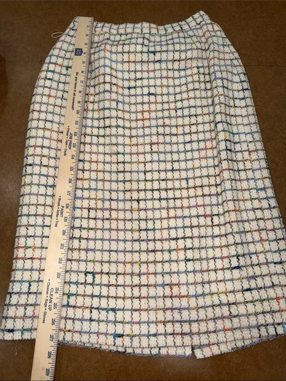 Henry Lee Ivory Tweed Two-Piece Skirt Suit Set with Multicolor Grid & Belt •10